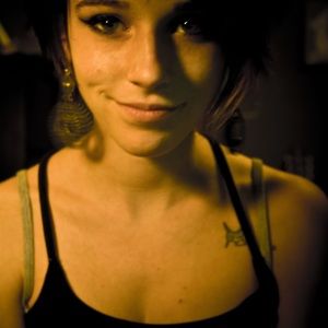 Meet your Posher, Danielle